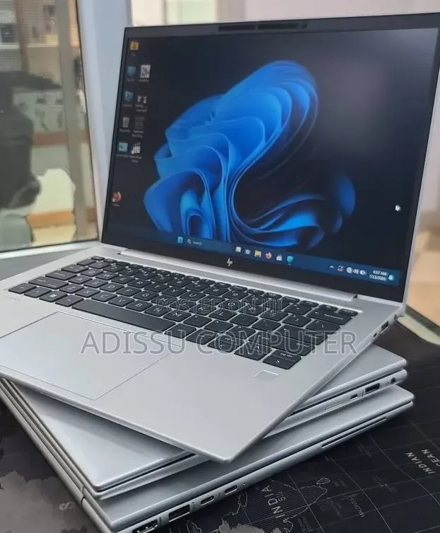 New Laptop HP EliteBook 840 G10 16GB Intel Core i7 SSD 512GB