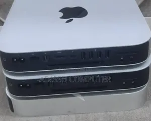 New Laptop Apple MacBook 2012 6GB Intel Core i5 SSD 500GB