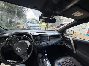 Toyota RAV4 2017 Black