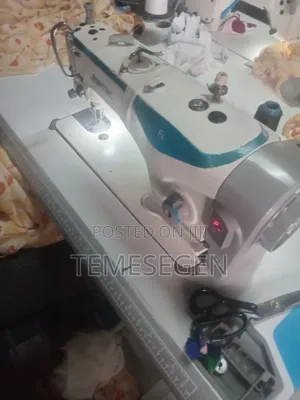 ጃክ F4 የልብስ ስፌትማሽን