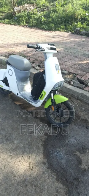 Motorcycle 2025 White