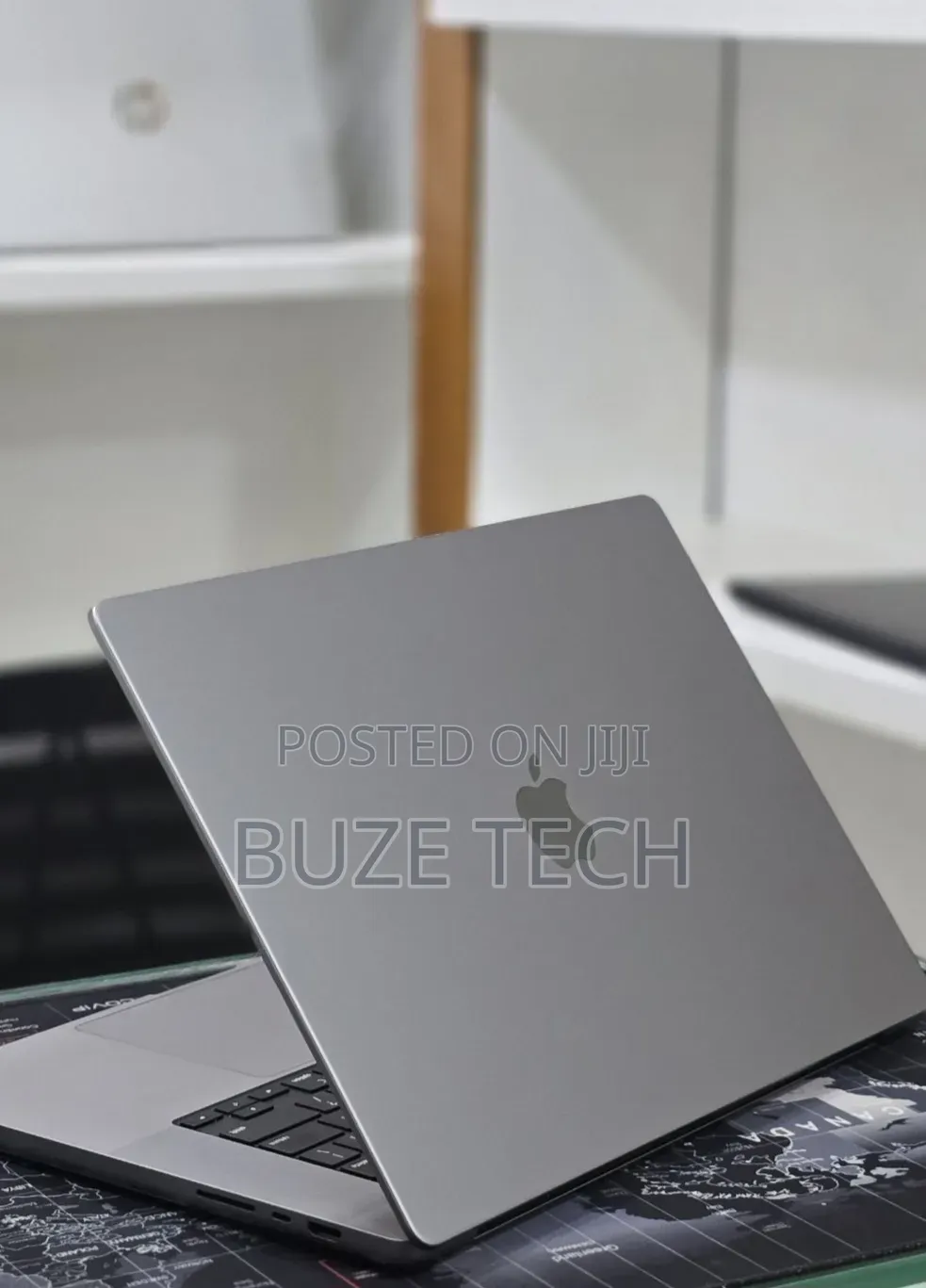 New Laptop Apple MacBook Pro 2023 M2 16GB Apple M2 SSD 512GB