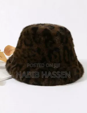 Women's Fashionable Leopard Print Fluffy Bucket Hat,