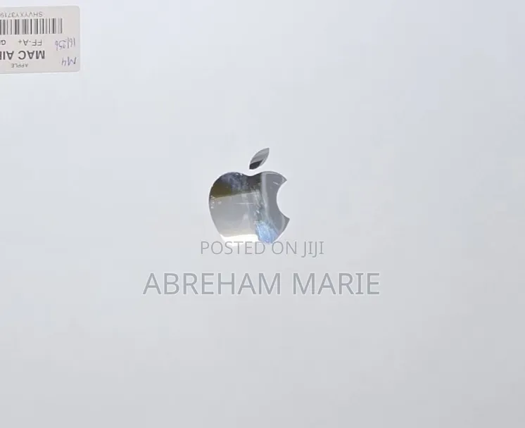 New Laptop Apple MacBook Air 2025 M4 16GB Apple M4 SSD 256GB