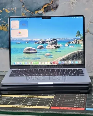 New Laptop Apple MacBook Air 2025 M4 16GB Apple M4 SSD 256GB