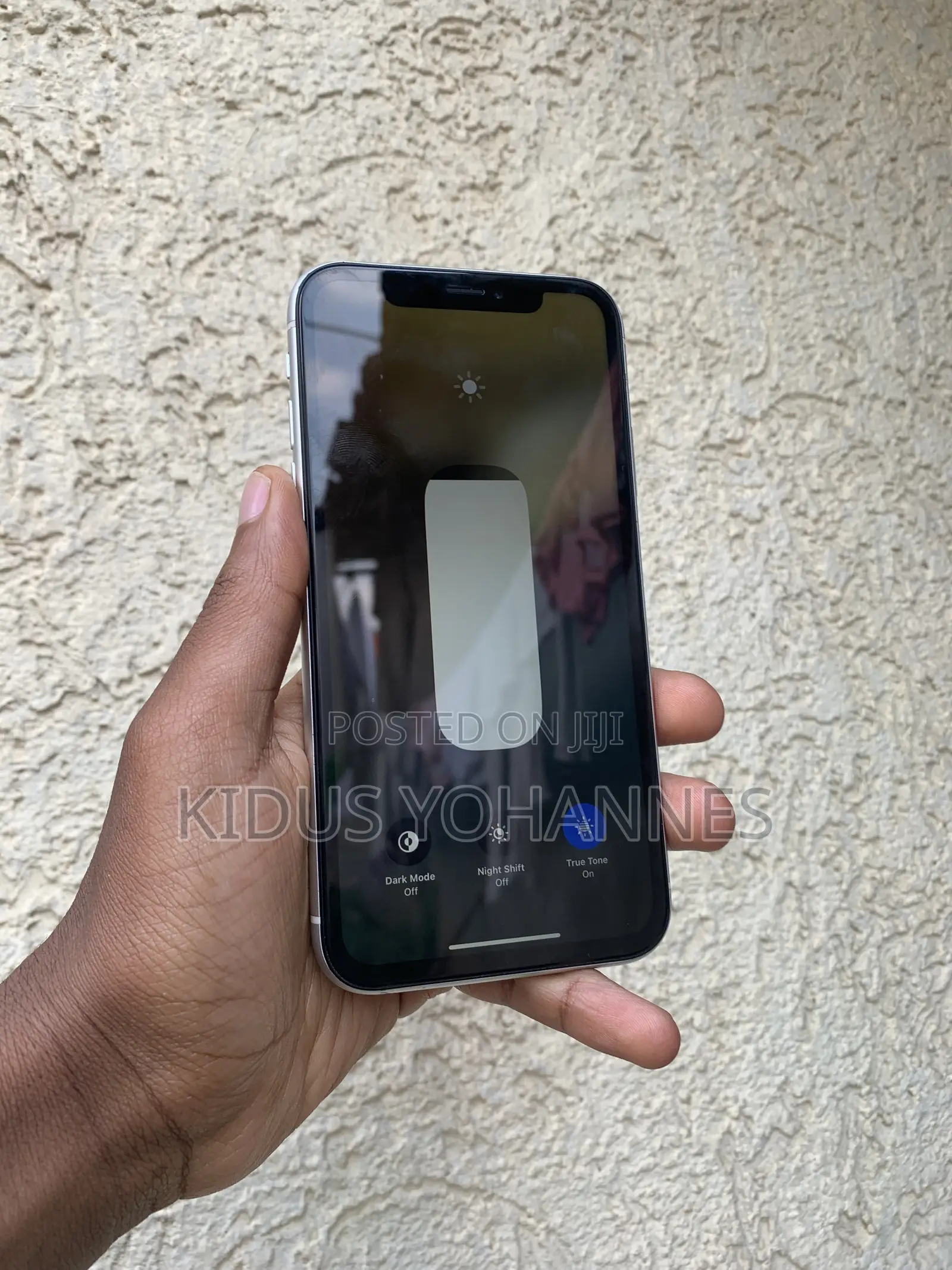 Apple iPhone XR 64 GB White