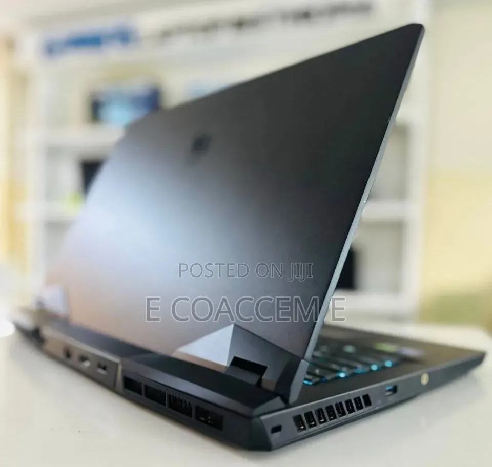 New Laptop MSI 16GB Intel Core i7 SSD 512GB