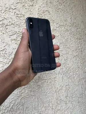 Apple iPhone X 64 GB Black