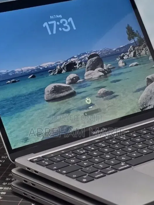 New Laptop Apple MacBook Pro 2021 M1 8GB Apple M1 Pro SSD 512GB