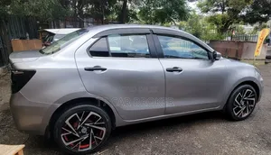 Suzuki Dzire 2022 Silver