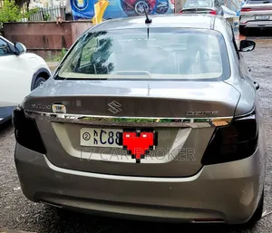 Suzuki Dzire 2022 Silver
