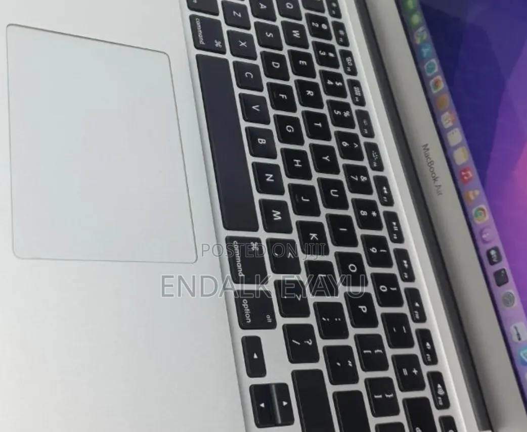 New Laptop Apple MacBook Air 2017 8GB Intel Core i7 SSD 128GB