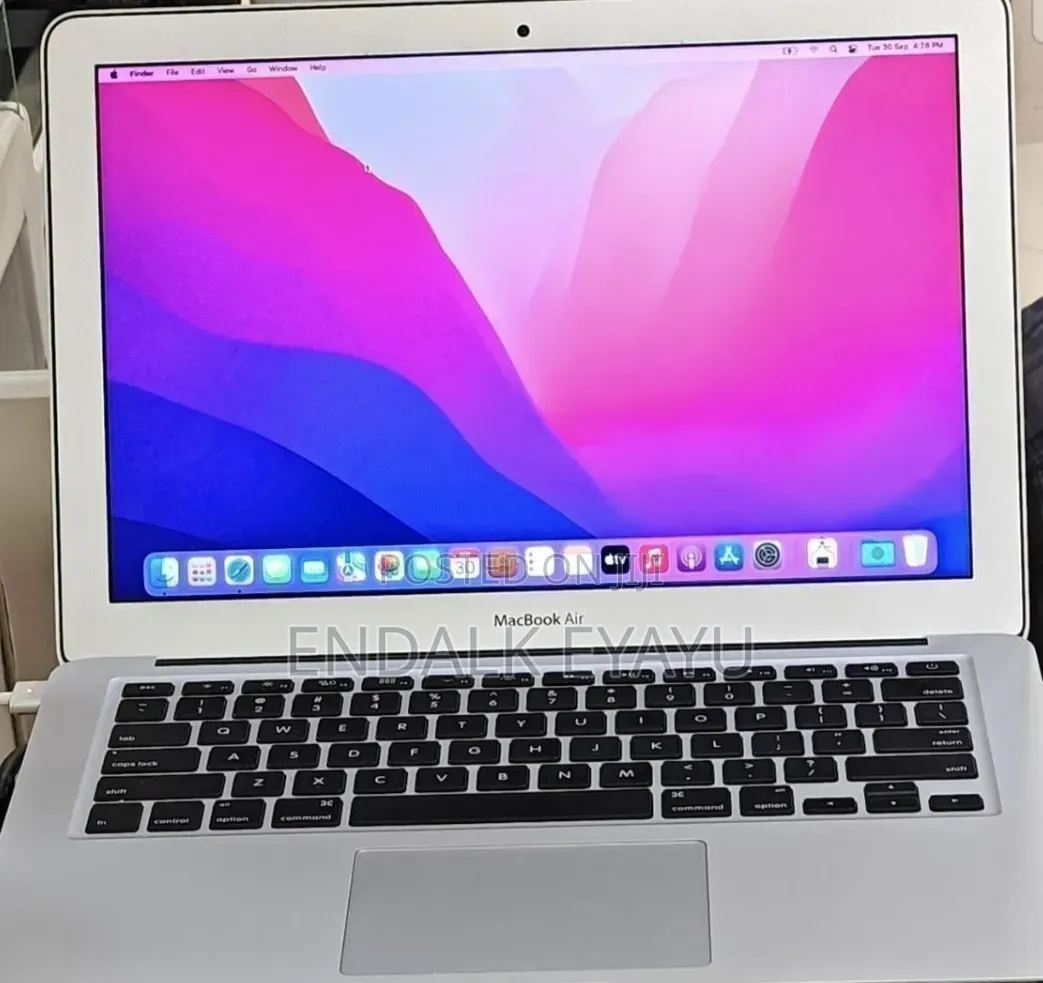 New Laptop Apple MacBook Air 2017 8GB Intel Core i7 SSD 128GB