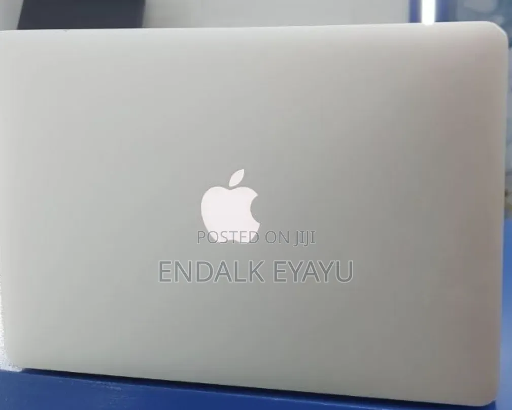 New Laptop Apple MacBook Air 2017 8GB Intel Core i7 SSD 128GB