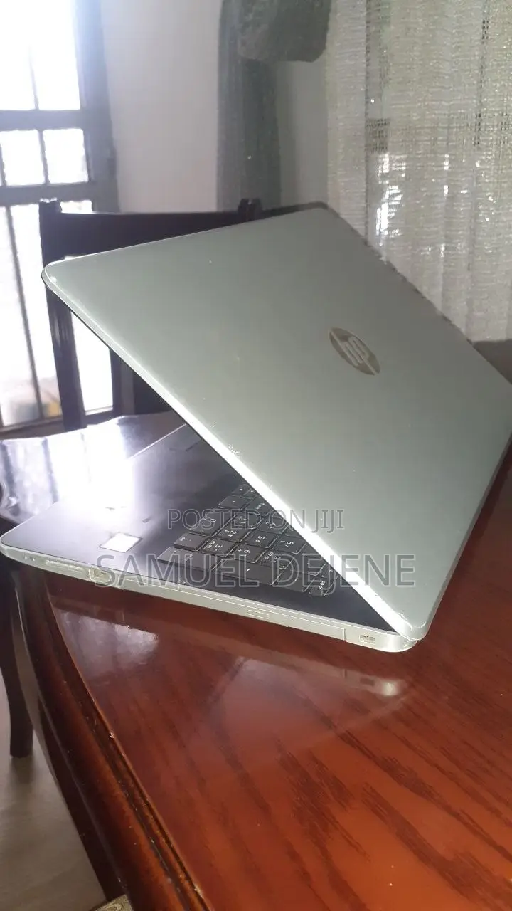 Laptop HP 15s 4GB Intel Core i3 HDD 1T