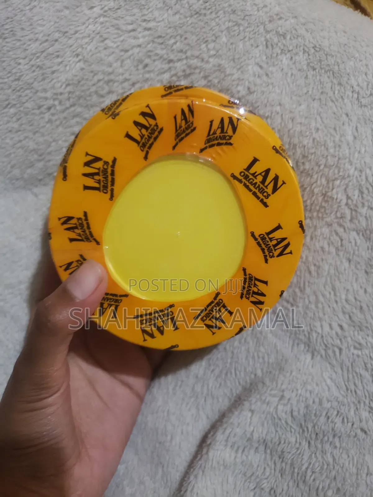 LAN Organics African Yellow Shea Butter (200 Ml Volume).