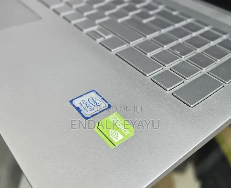 New Laptop HP Pavilion 15 8GB Intel Core i5 SSD 1T