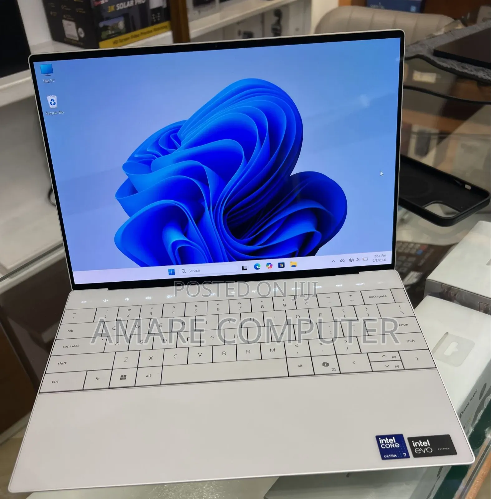 New Laptop Dell XPS 13 16GB Intel Core Ultra 7 SSD 512GB