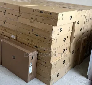 New HP 200 G4 22 All-in-One 16GB Intel Core i7 SSD 512GB