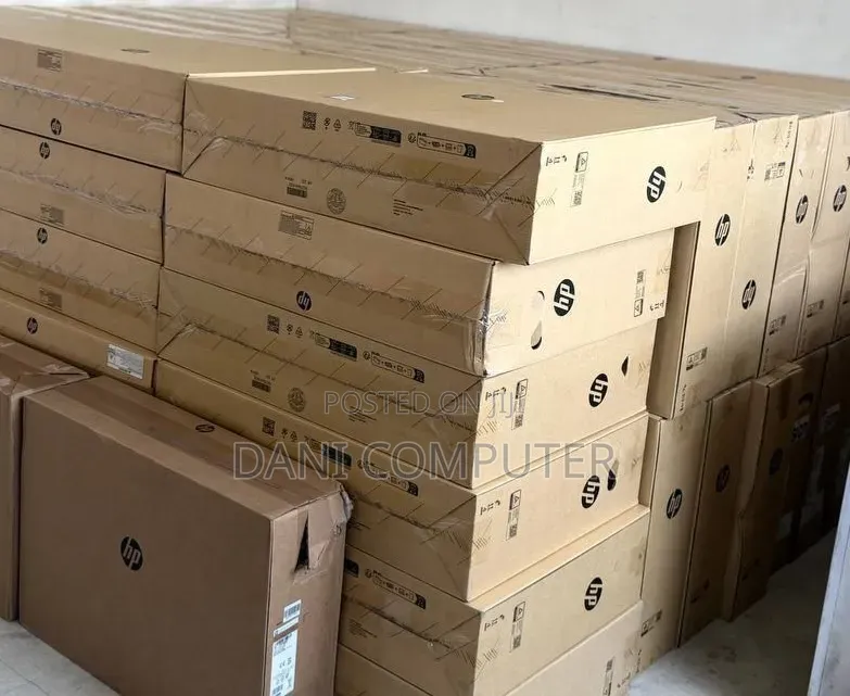 New HP 200 G4 22 All-in-One 16GB Intel Core i7 SSD 512GB