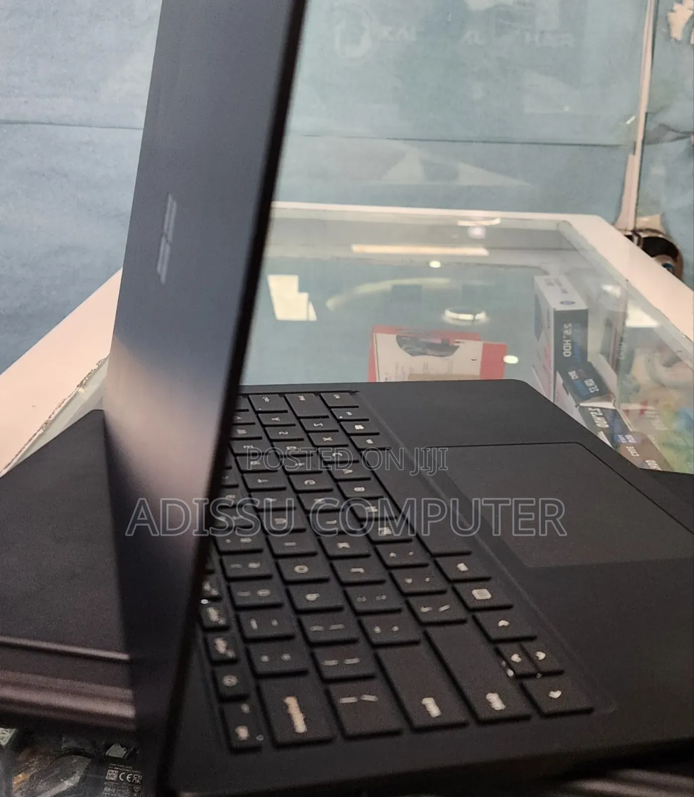 New Laptop Microsoft Surface Laptop 3 8GB Intel Core i5 SSD 256GB