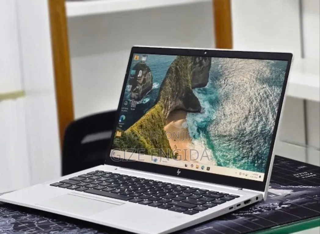 New Laptop HP EliteBook 845 G8 16GB AMD Ryzen 7 SSD 512GB