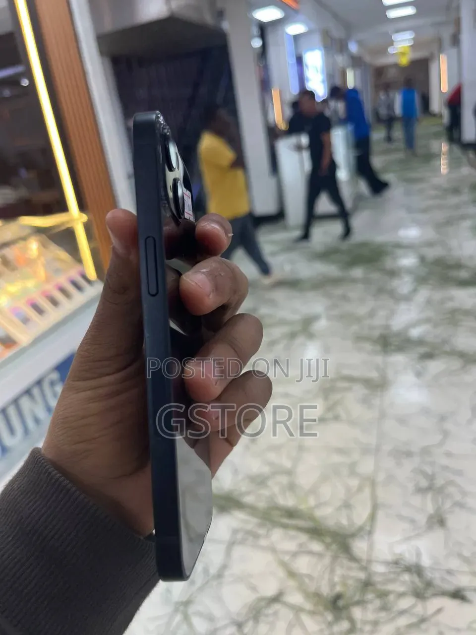 New Apple iPhone 13 128 GB Black