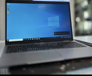 New Laptop Dell Inspiron 15 16GB Intel Core i7 SSD 512GB