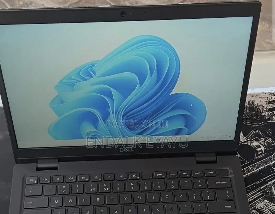 New Laptop Dell Inspiron 15 16GB Intel Core i7 SSD 512GB