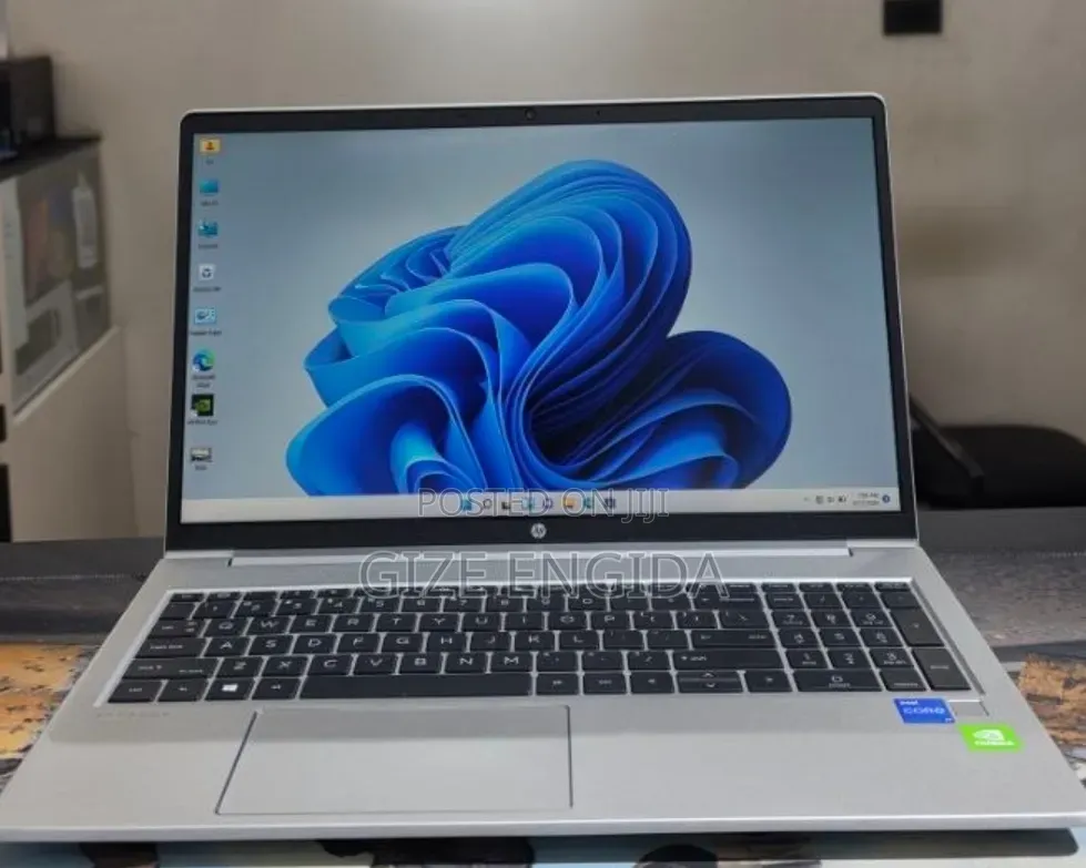 New Laptop HP ProBook 450 G8 16GB Intel Core i7 SSD 512GB