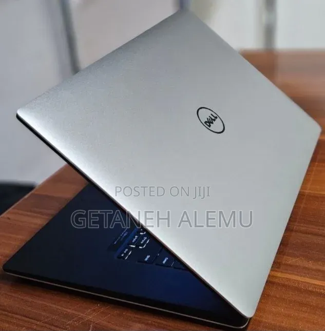 New Laptop Dell XPS 15 16GB Intel Core i7 SSD 512GB