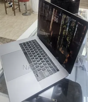 New Laptop Apple MacBook Pro 2019 16GB Intel Core i9 SSD 512GB