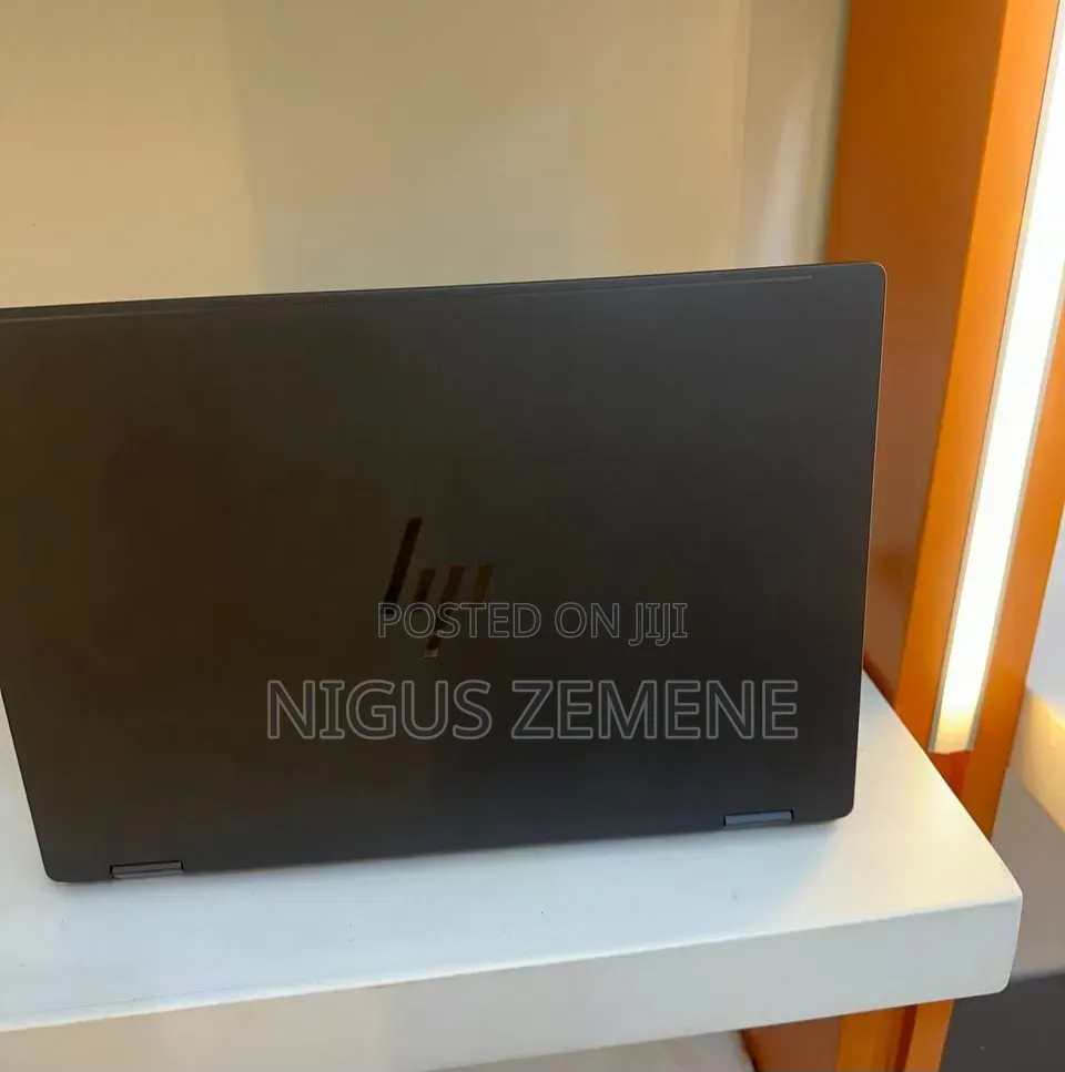 New Laptop HP OmniBook Ultra Flip 14" 16GB Intel Core Ultra 7 SSD 1T