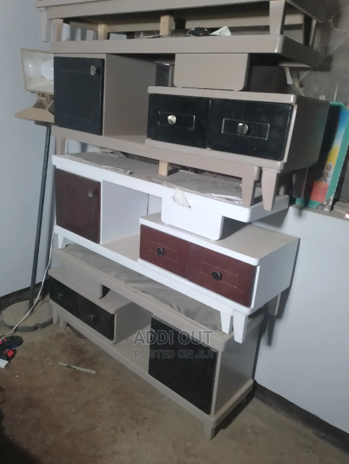 Tv Stand/ቲቪ ማስቀመጫ