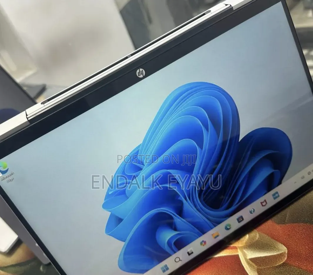 New Laptop HP OmniBook X Flip 14" 16GB Intel Core 7 SSD 512GB
