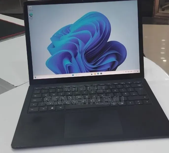 New Laptop Microsoft Surface Laptop 4 16GB Intel Core i7 SSD 512GB