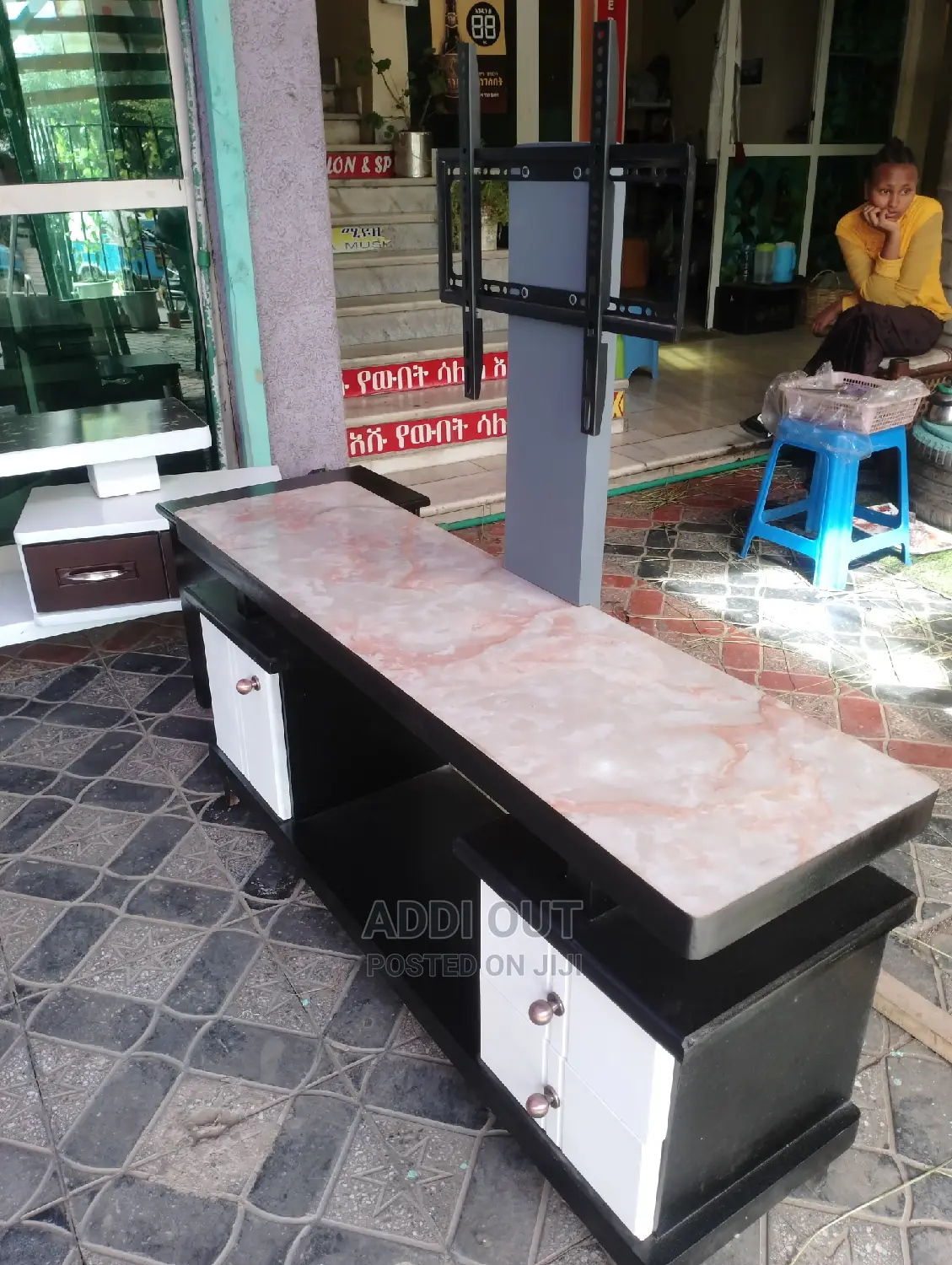 Tv Stand/ቲቪ ማስቀመጫ