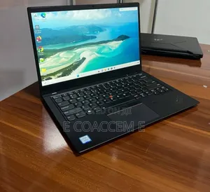 New Laptop Lenovo 8GB Intel Core i5 SSD 256GB