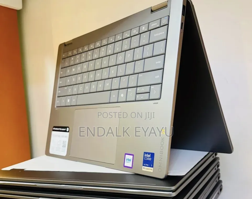 New Laptop HP OmniBook X Flip 14" 16GB Intel Core Ultra 7 SSD 1T