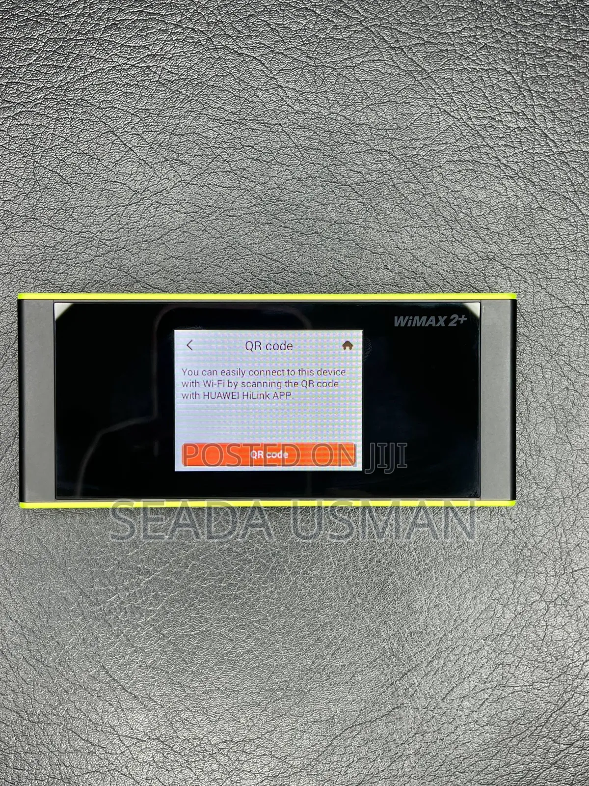 Huawei W05 Touch Screen Portable Wireless Router