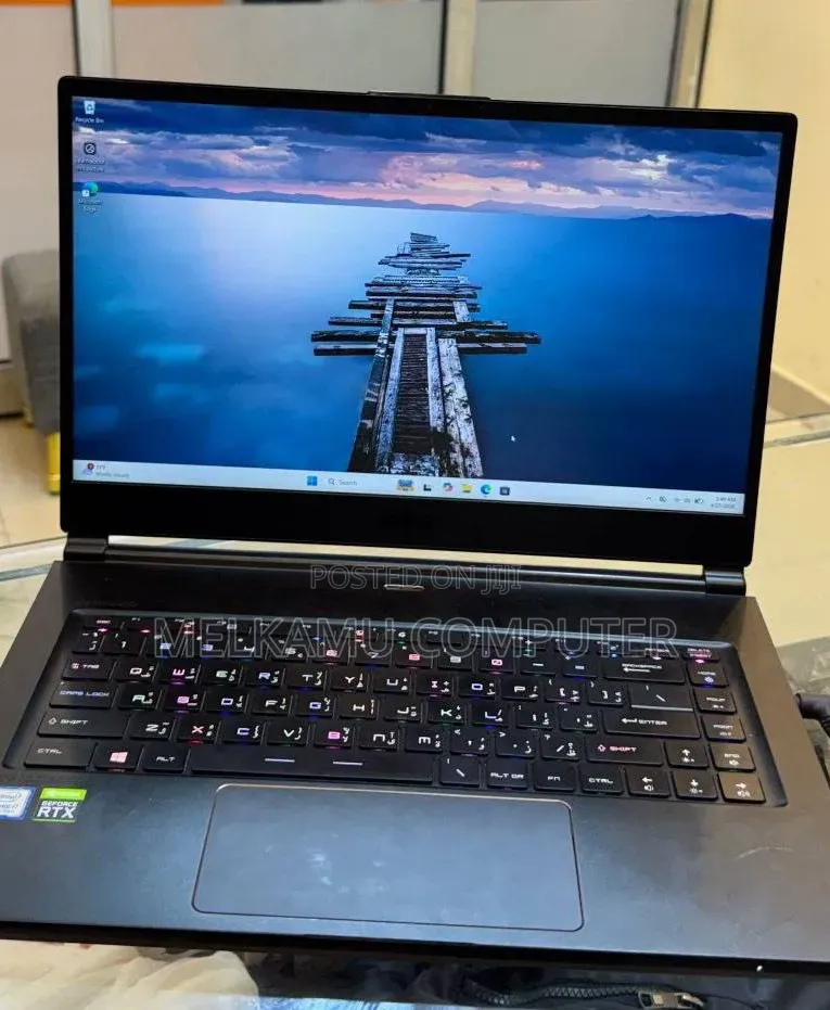 New Laptop MSI GS63 7RD Stealth 16GB Intel Core i7 SSD 512GB
