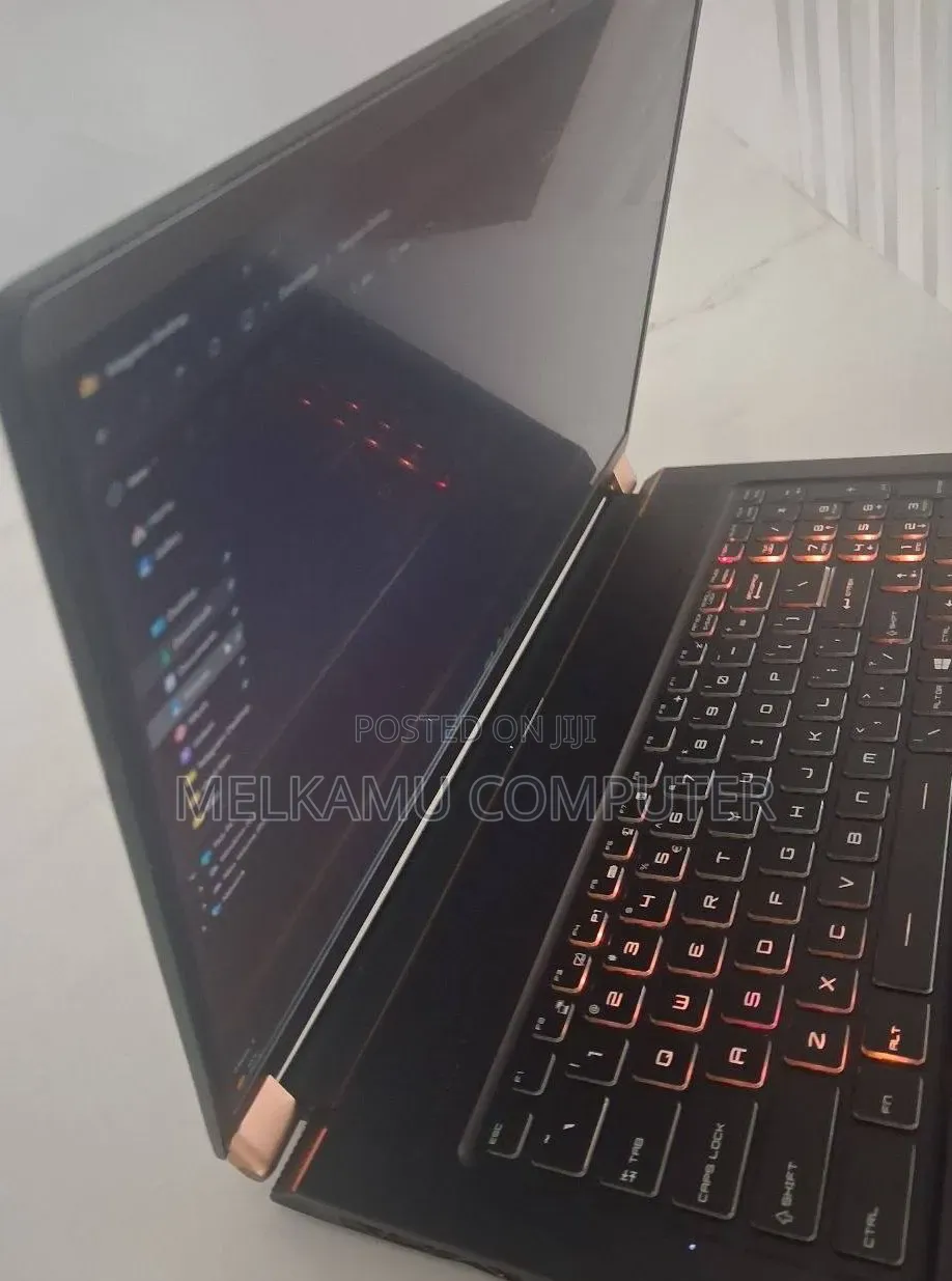 New Laptop MSI GS63 7RD Stealth 16GB Intel Core i7 SSD 512GB