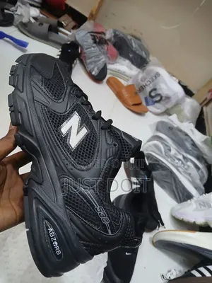 Ke Dubai Yemeta New Balance