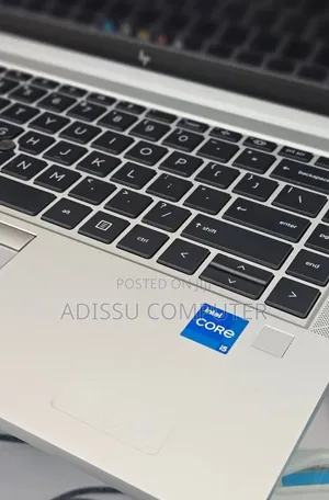 New Laptop HP EliteBook 840 G8 16GB Intel Core i5 SSD 512GB