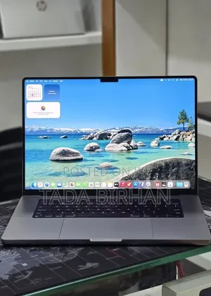 New Laptop Apple MacBook Pro 2022 M2 16GB Intel Core M2 SSD 512GB