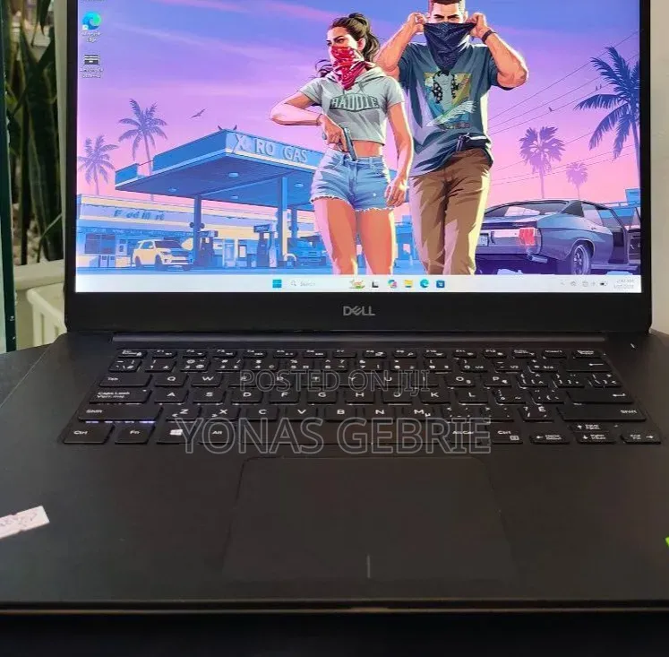 New Laptop Dell 16GB Intel Core i7 SSD 512GB