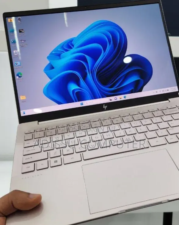 New Laptop HP Pavilion 14 16GB Intel Core i5 SSD 1T