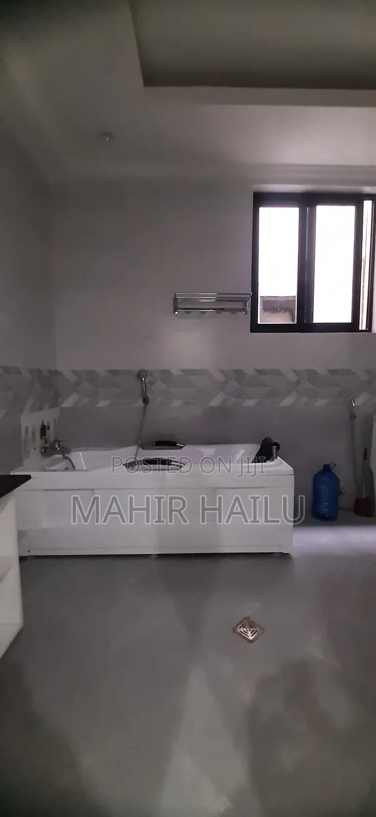 Furnished 9bdrm House in G+3, Bole for rent