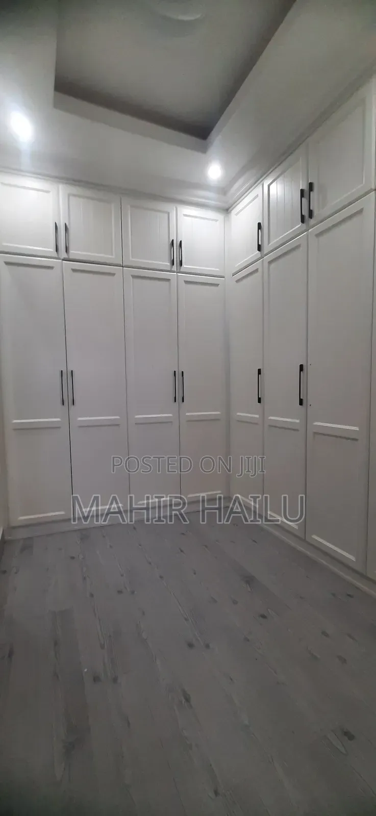 Furnished 9bdrm House in G+3, Bole for rent