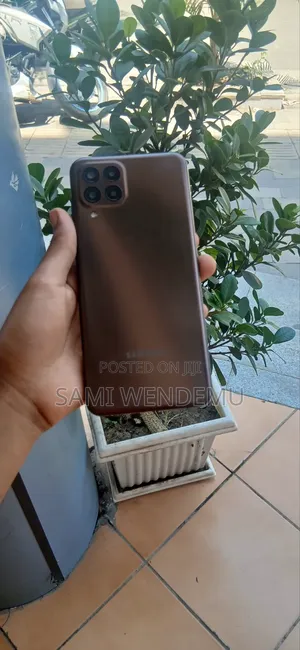 Samsung Galaxy M33 128 GB